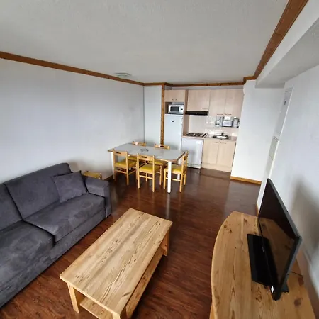 Spacieux Avec Terrasse Et Garage, Acces Piscine - Fr-1-814-88 Super Besse